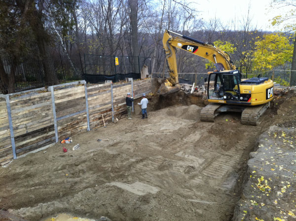95 Riverview - Soldier Piles and Lagging project by RWH Engineering